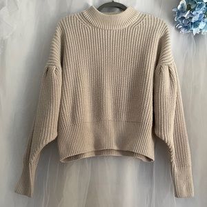 American Eagle puff sleeved sweater
